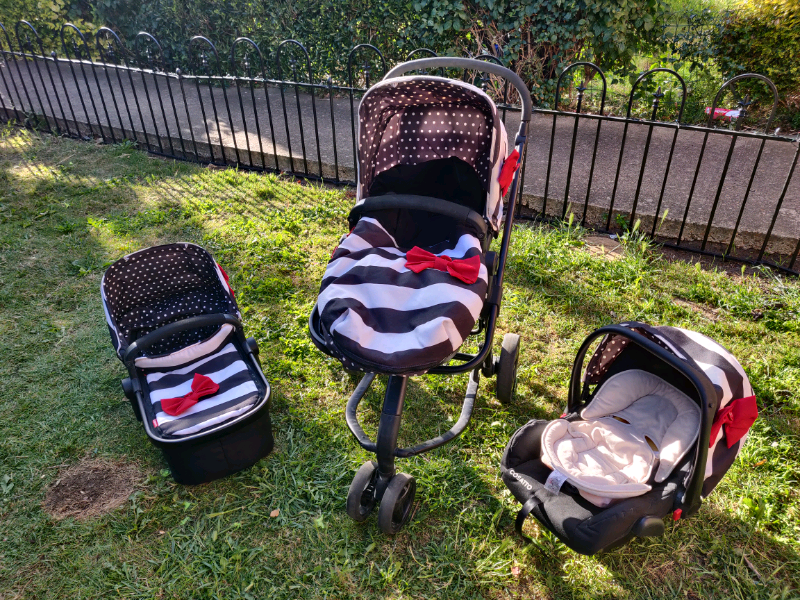 cosatto go lightly travel system